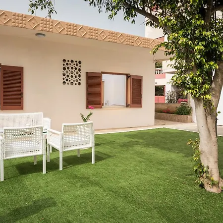 Garden Luxury Villa *